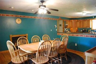 573 Union St, Rockland, MA 02370 - photo 5