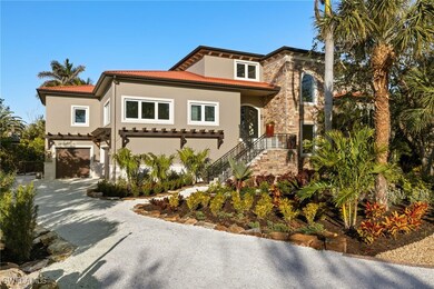 Mediterranean / spanish house with a garage