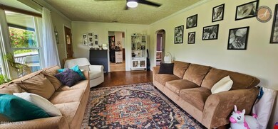 Shuey Living room 2