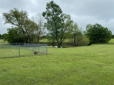 394 Chisholm Hills Dr, Rhome, TX 76078 - photo 3