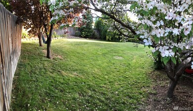 1008 12th St NE, East Wenatchee, WA 98802 - photo 5