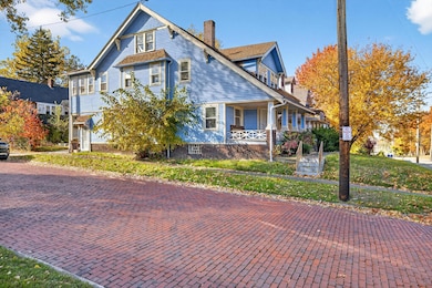 10212 Kinsman Rd, Cleveland, OH 44104 - photo 5