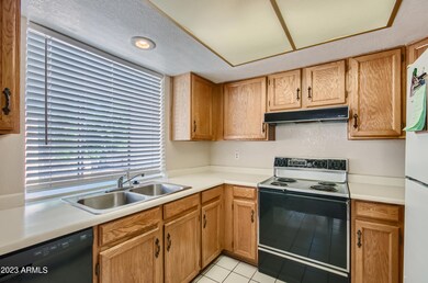08 Kitchen