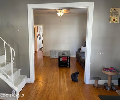 118 Swan St, Schenectady, NY 12302 - photo 4