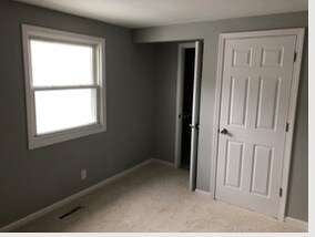 126 Pecos Cir, Carpentersville, IL 60110 - photo 4