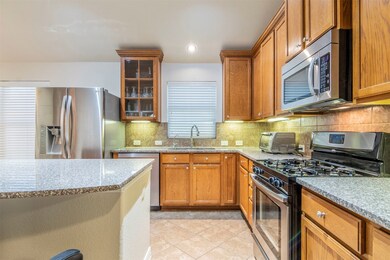 2810 Lockeridge Bend Dr, Spring, TX 77386 - photo 7