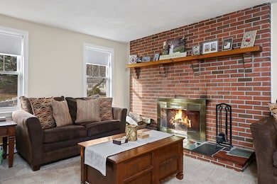 19 Hancock Cir, Methuen, MA 01844 - photo 7