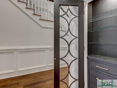 219 E Charlton St, Savannah, GA 31401 - photo 5