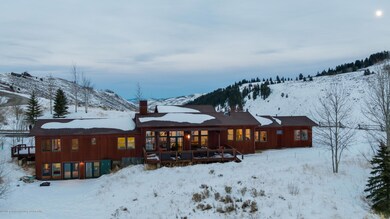 Garner LoRes-37