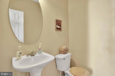 846 Lowe Rd, Middle River, MD 21220 - photo 6