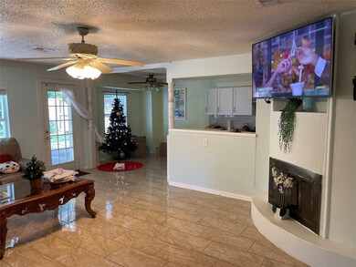 7215 Jadewood Dr, Houston, TX 77088 - photo 7