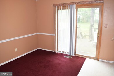 646 Yorkshire Dr, Edgewood, MD 21040 - photo 5