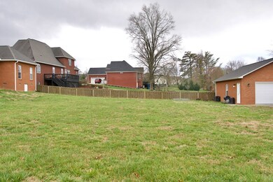 718 Coveview Cir, Cookeville, TN 38506 - photo 5