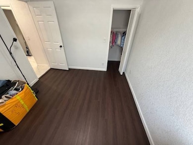 1012 Lafayette St, Beardstown, IL 62618 - photo 4