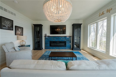 Main level living room
