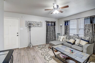 208 N Holloway St, Cleburne, TX 76033 - photo 6