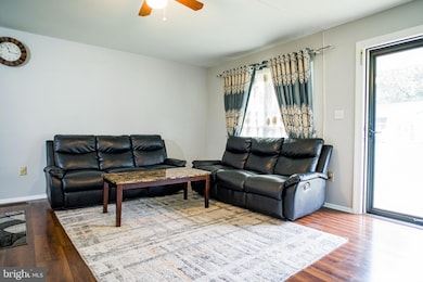 903 Chariot Rd, Reisterstown, MD 21136 - photo 5