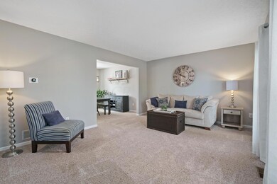 7815 Emerald Place_MLS_06