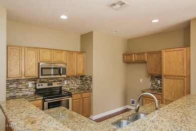 005-Kitchen-2175847-small