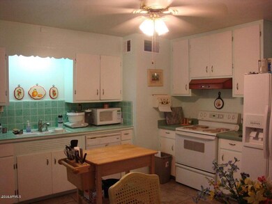 20150401233543123511000000-o