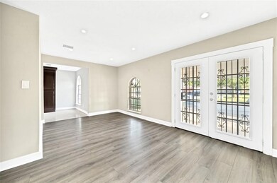 2210 Mosher Ln, Houston, TX 77088 - photo 3