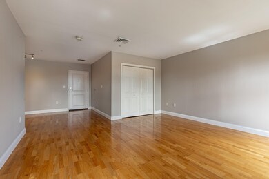 320 Rindge Ave unit 403, Cambridge, MA 02140 - photo 7
