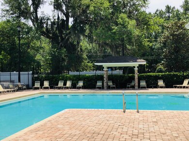 Pool2