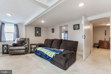 49 E North St, Waynesboro, PA 17268 - photo 3