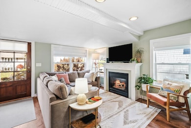 4-web-or-mls-58 Grove Street Mahtomedi-0004.jpg