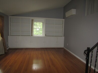 201 N Elm St, Northampton, MA 01060 - photo 4