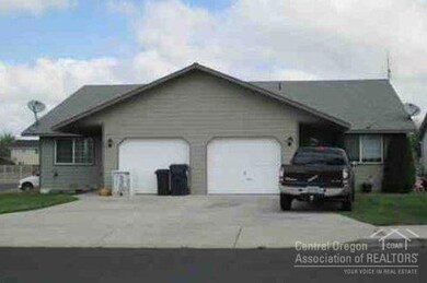 2853 SW Umatilla Ave, Redmond, OR 97756 - photo 6