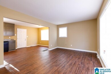 535 Karey Dr, Center Point, AL 35215 - photo 6