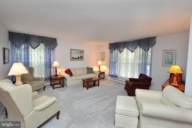 29 Dunstable Rd, Southampton, NJ 08088 - photo 5