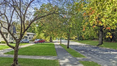 170 E Hadley Rd unit 23, Amherst, MA 01002 - photo 3