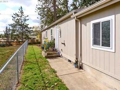 1470 Boardwalk Ave, Molalla, OR 97038 - photo 4