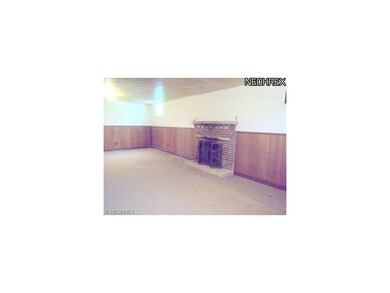 1521 Nicholear Ave, Coshocton, OH 43812 - photo 3