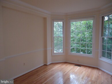 2225 Journet Dr, Dunn Loring, VA 22027 - photo 7