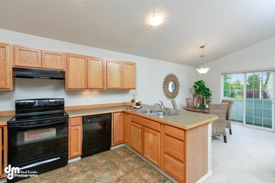 5500 Sapphire Loop unit 46B, Anchorage, AK 99504 - photo 3