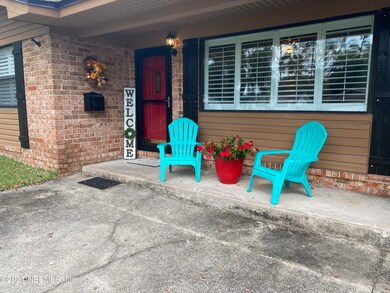 8105 Altama Rd, Jacksonville, FL 32216 - photo 2