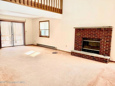 307 Shannon Dr, Long Pond, PA 18334 - photo 6