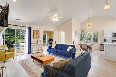 1679 Autumn Ave unit D, Schaumburg, IL 60193 - photo 5