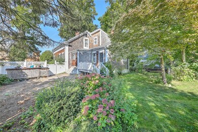 6 Central St, Bristol, RI 02809 - photo 4