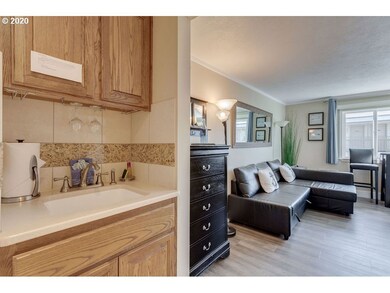 Kitchen/Living Room