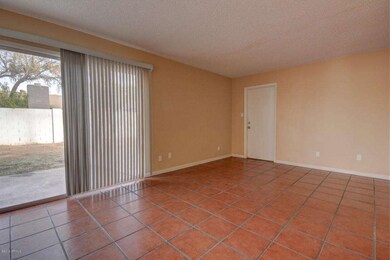 9622 N 52nd Ln, Glendale, AZ 85302 - photo 4