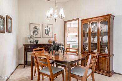 14237 N Palm Ridge Dr W, Sun City, AZ 85351 - photo 5