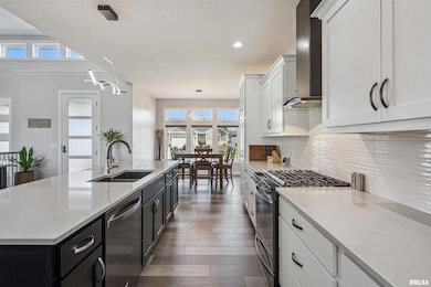 6152 Belle Ct, Davenport, IA 52807 - photo 5