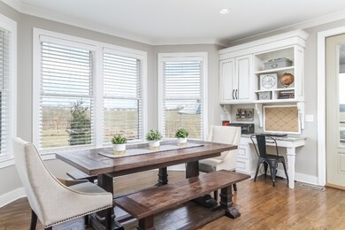 011-Dining_Room-5458285-medium