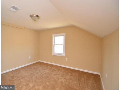 251 Monocacy Dr, Bath, PA 18014 - photo 5