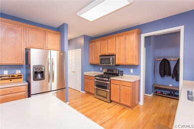 Soo much counter space!