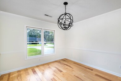 DINING ROOM/OFFICE